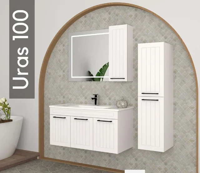 Uras 100