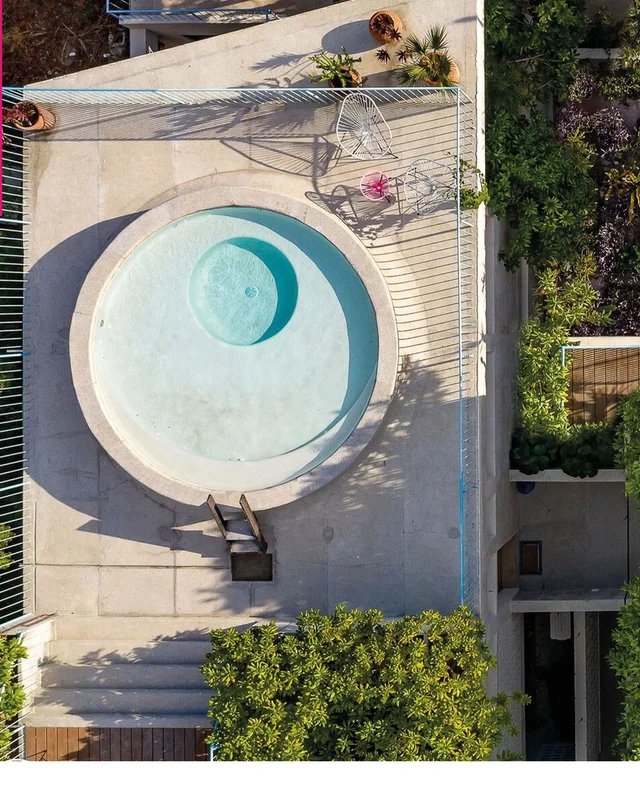 Bora round steel pool
